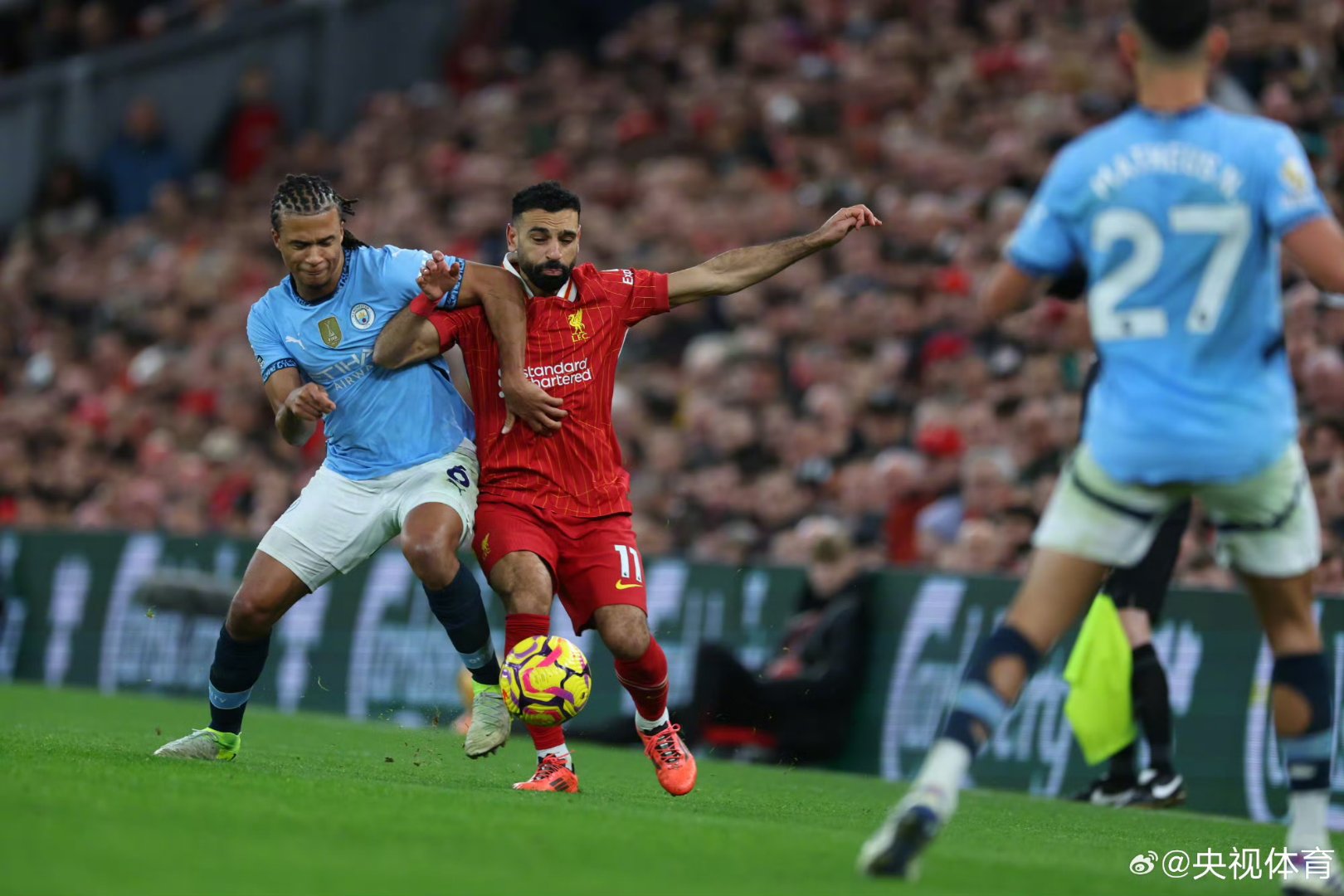 爱游戏官网-英超赛程吃紧；罗马国际比赛日外线爆发；球迷炸锅；细节决定成败(英超昨晚今晨的比赛结果)